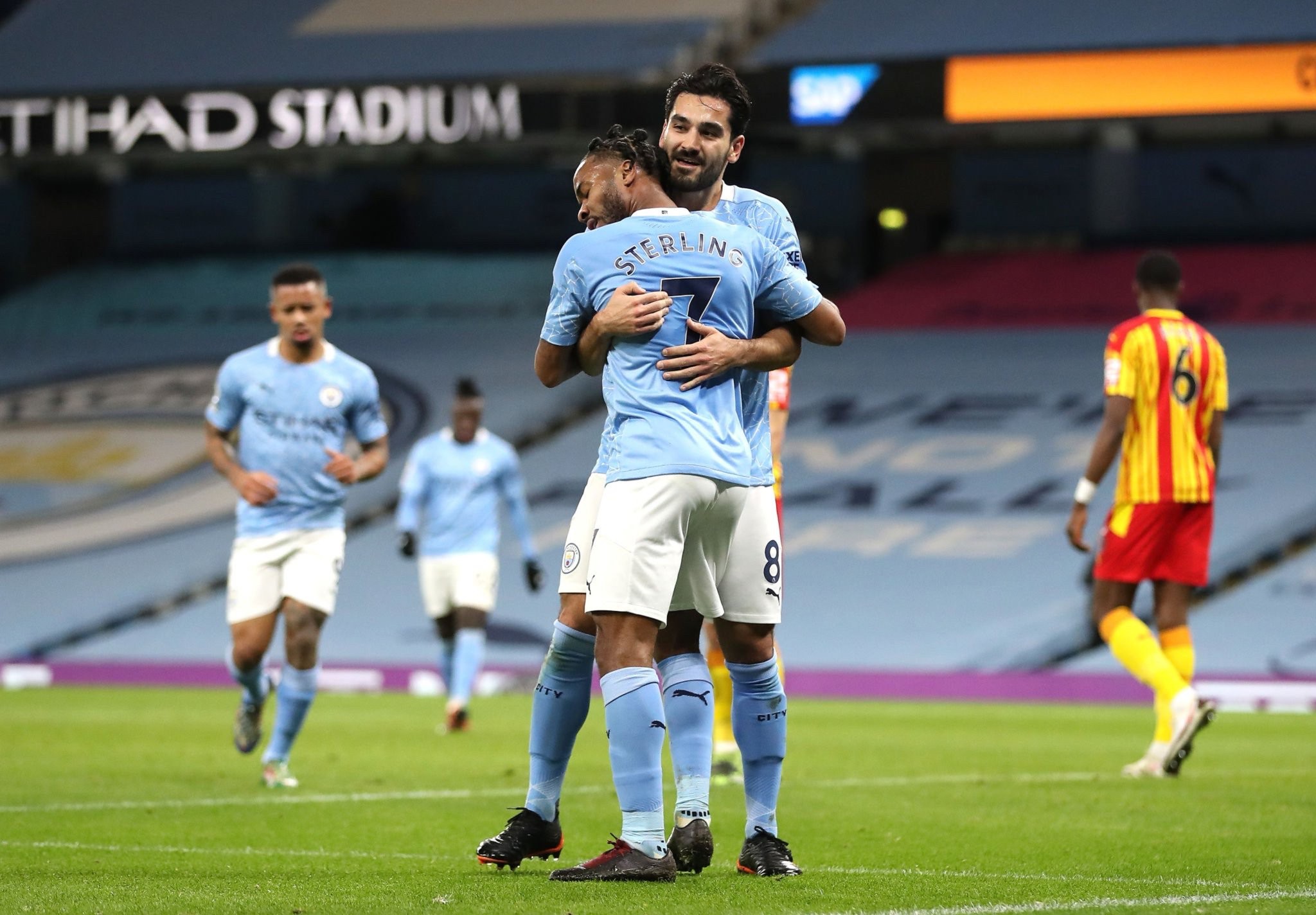 在于他能根 在于他能根